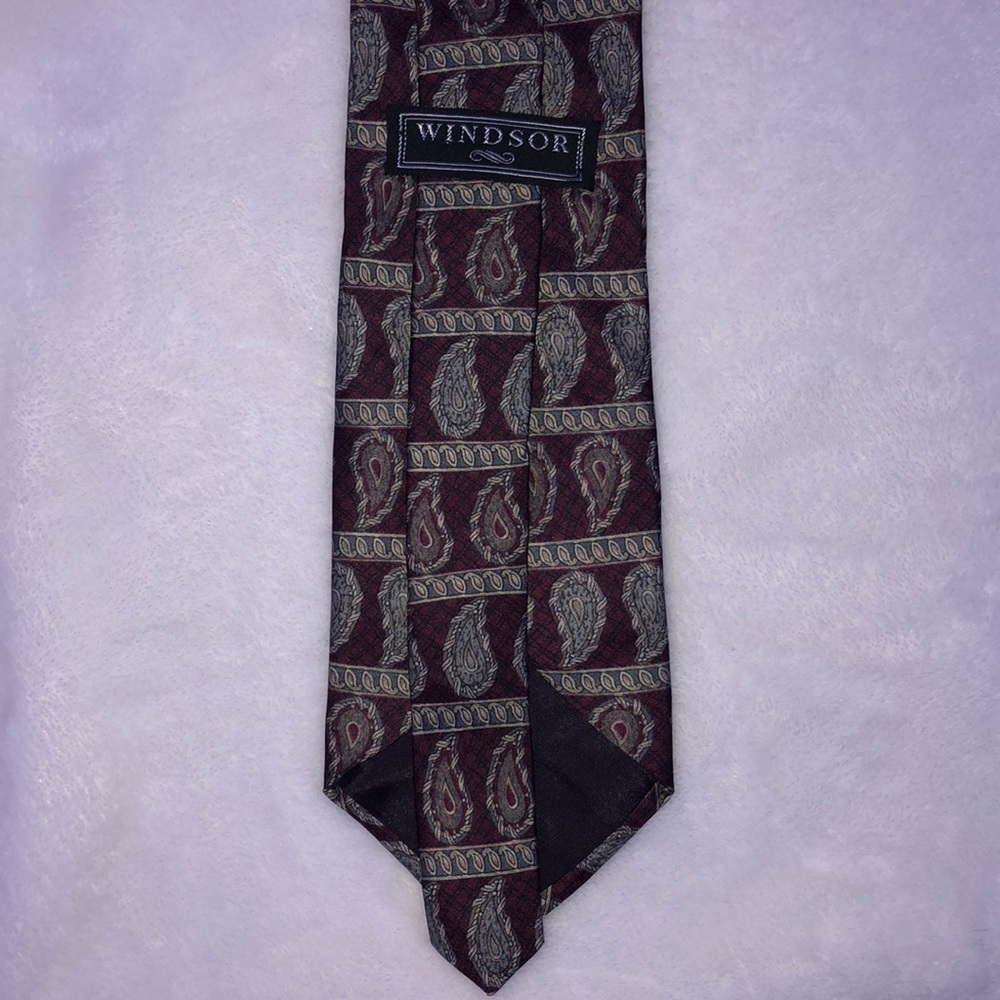 Neck tie - Picture 2 of 3